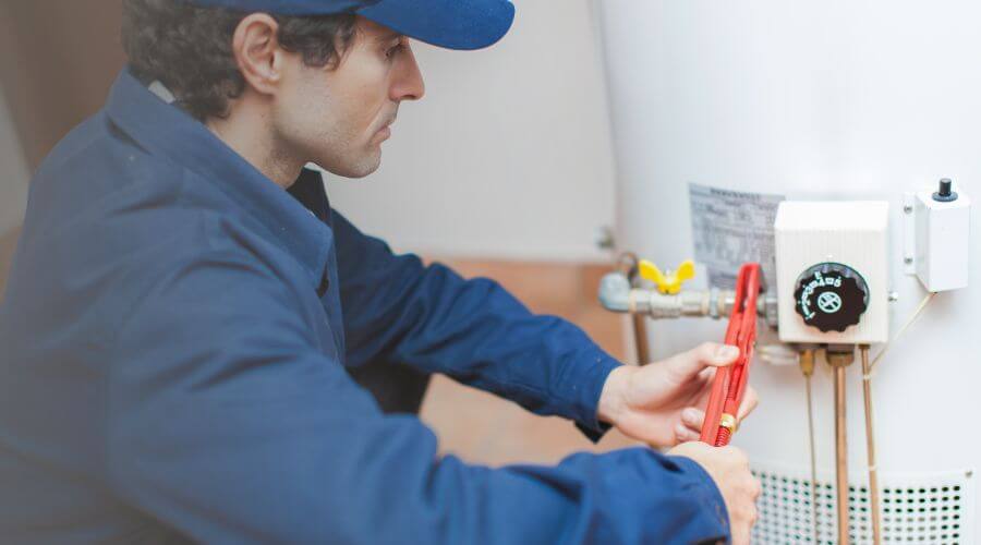 Local water heater installation in Mooreland, IN